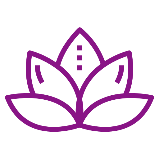 Una flor de loto púrpura con tres hojas sobre un fondo blanco.