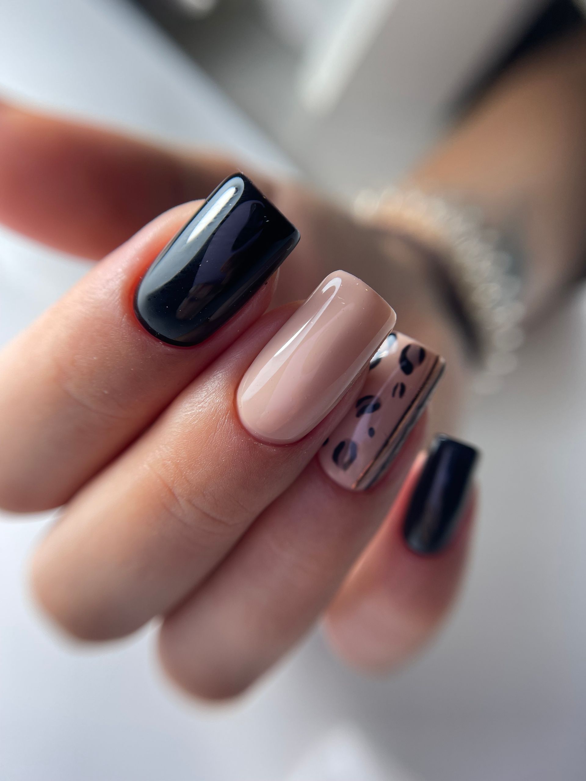 Manicura profesional realizada en Valencia