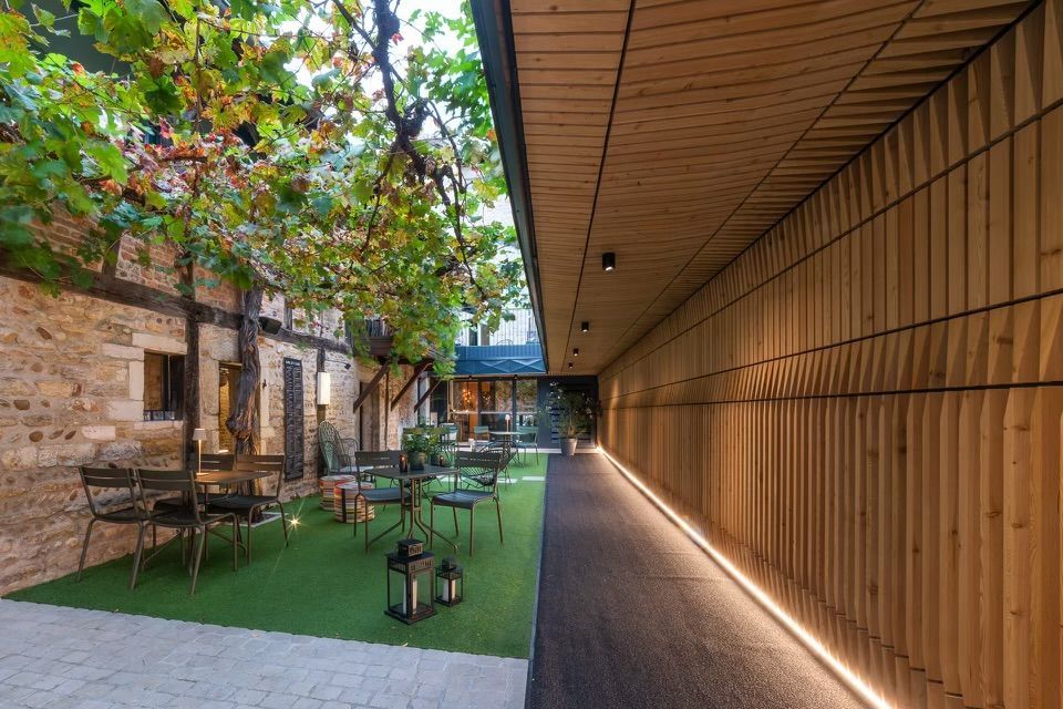 Bardage en bois hôtel