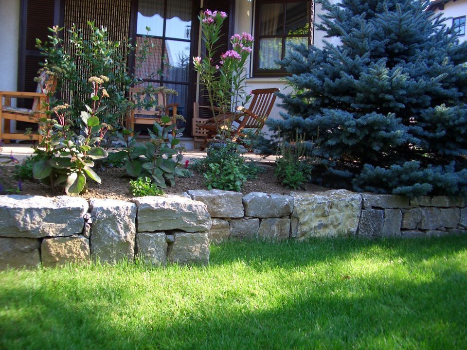 Lauger Garten- und Landschaftsbau Gepflegter Garten