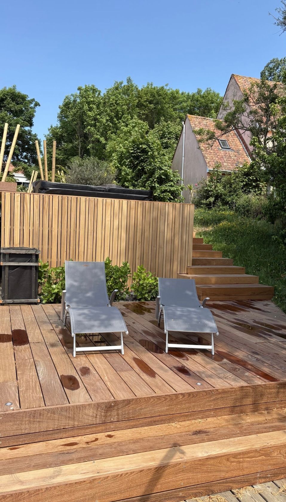 Terrasse en bois dans un style contemporain 
