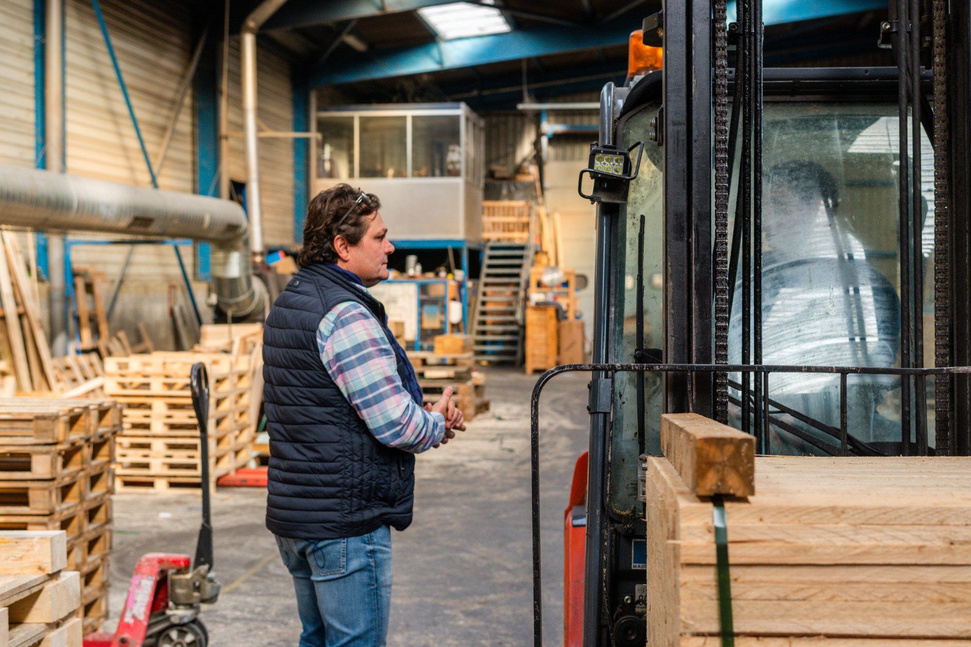 Atelier de fabrication emballage bois