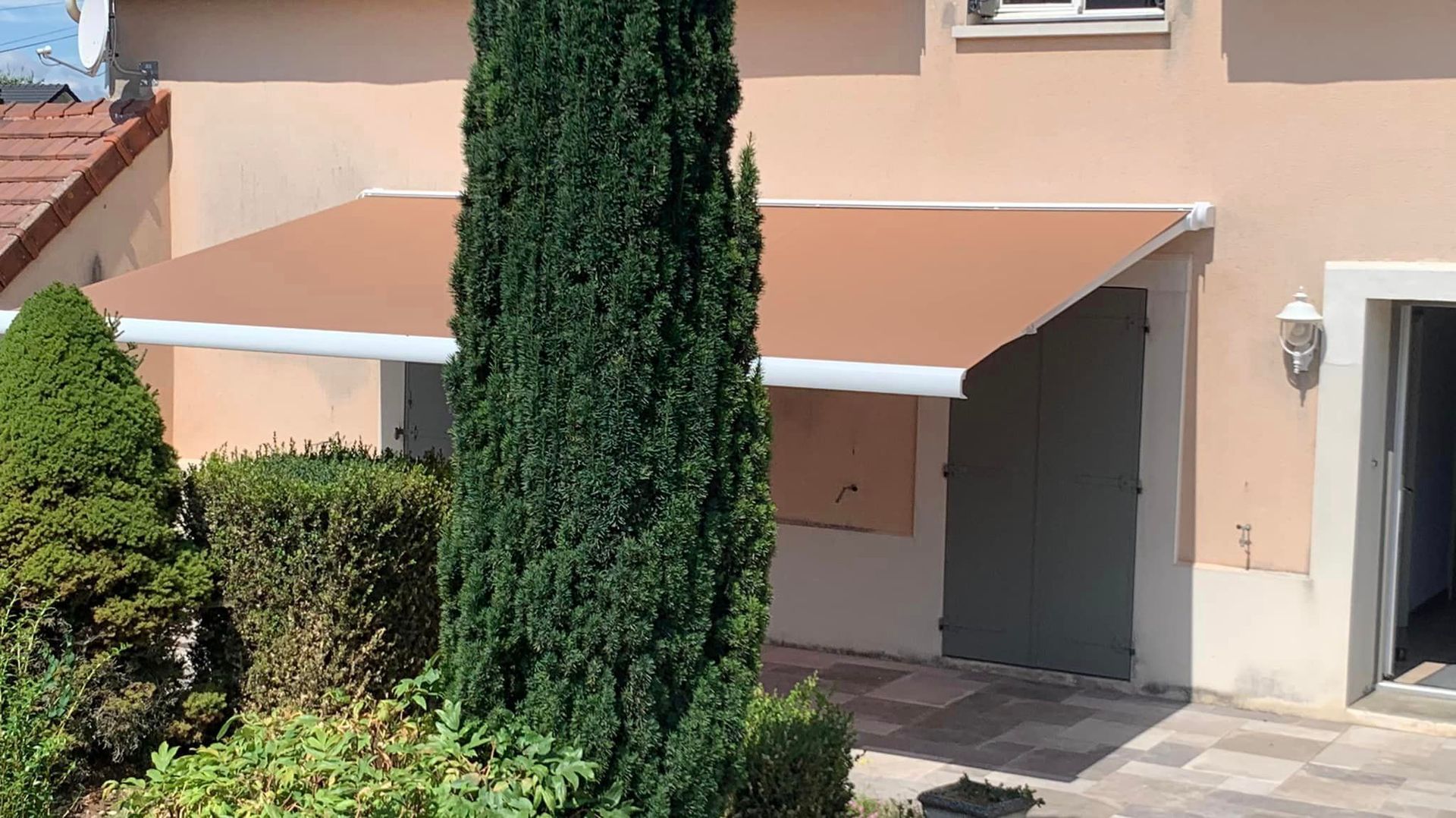 Store banne sur terrasse