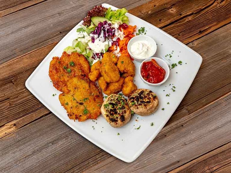 Gaststätte und Pension Zur Goldenen Höhe – Speise