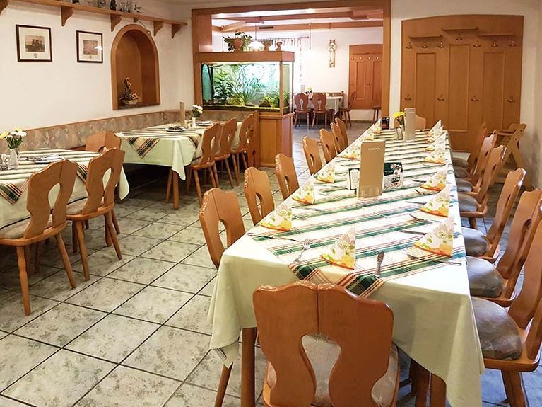 Gaststätte und Pension Zur Goldenen Höhe – Gaststätte