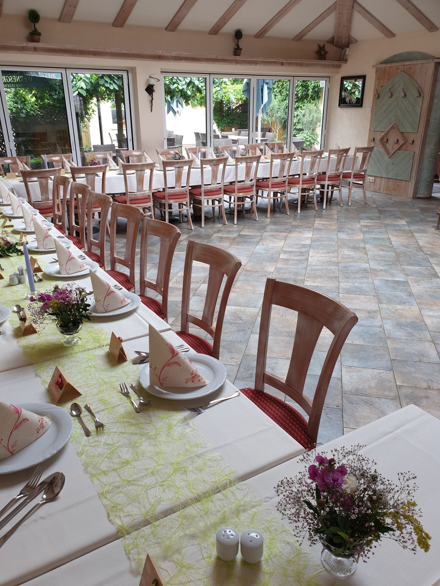 Gaststätte und Pension Zur Goldenen Höhe – Gaststätte