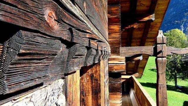 Altholz - Brawand Zimmerei AG