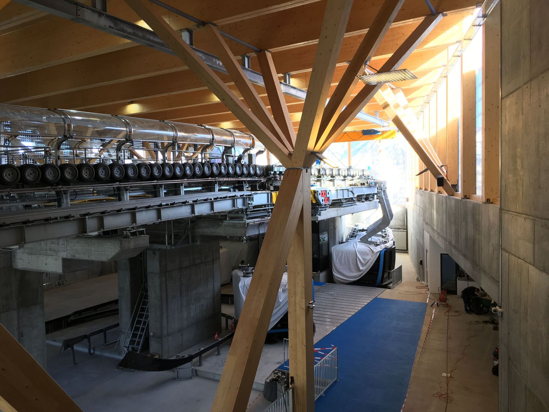 Roter Turm - Brawand Zimmerei AG