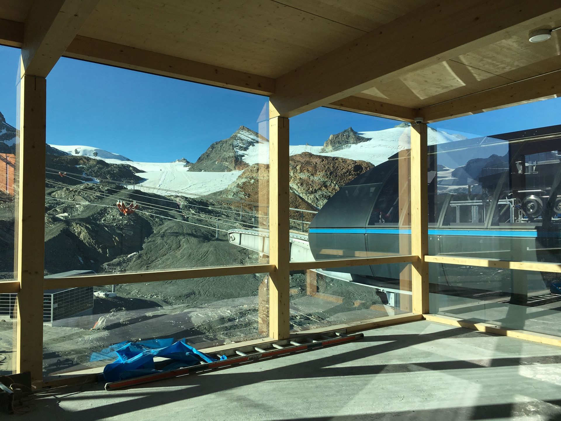 Roter Turm - Brawand Zimmerei AG