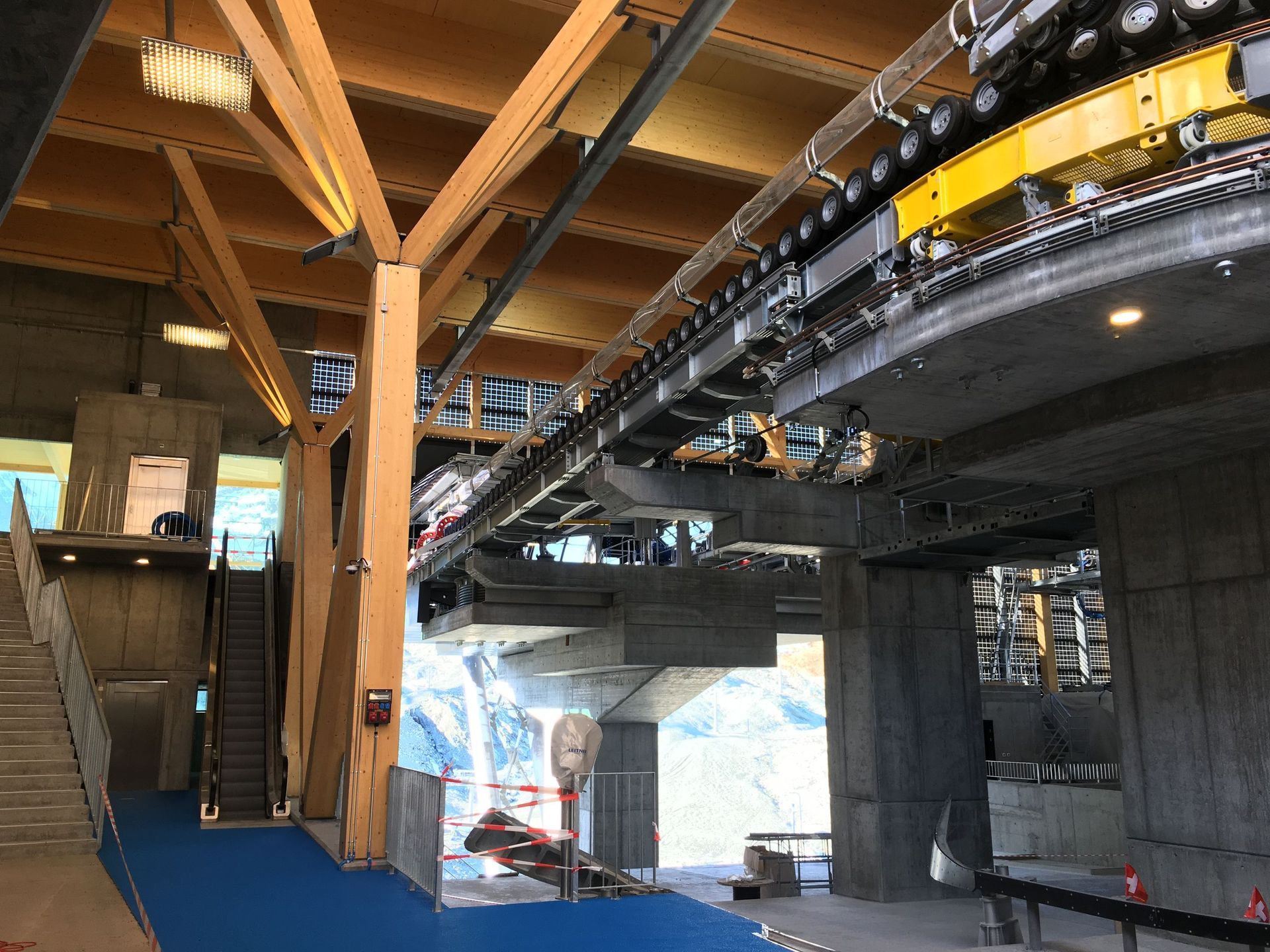 Roter Turm - Brawand Zimmerei AG