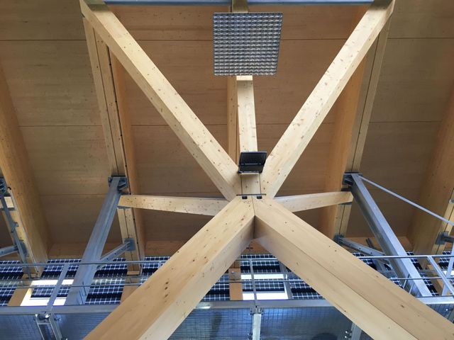 Roter Turm - Brawand Zimmerei AG