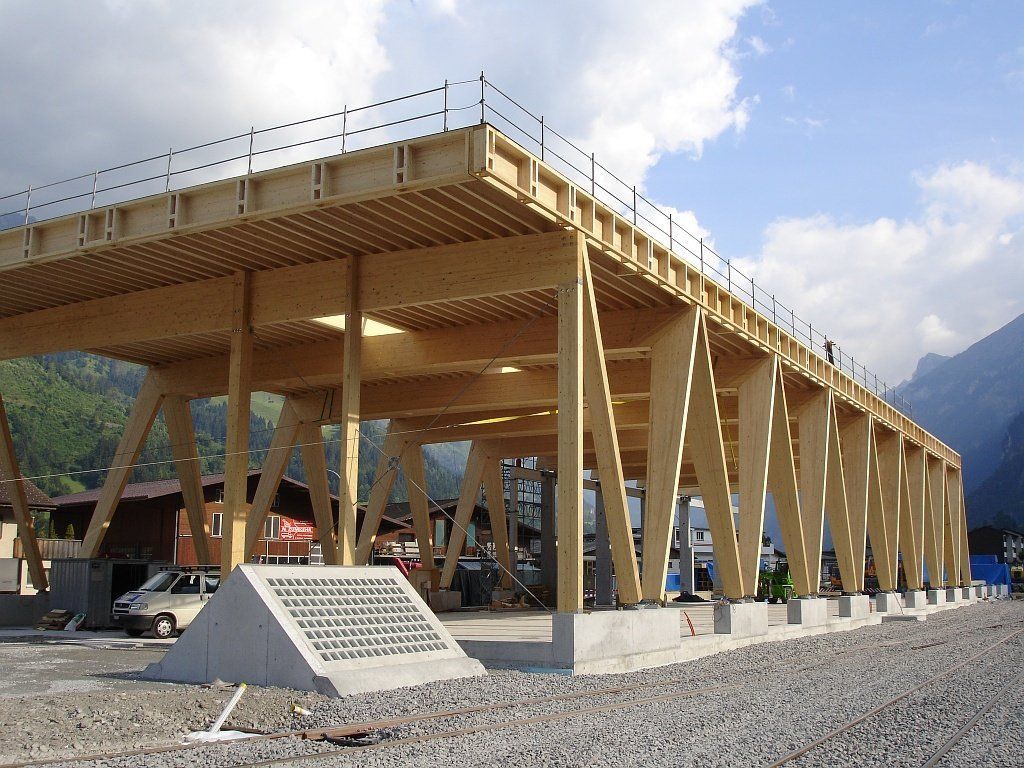 BLS Frutigen - Brawand Zimmerei AG