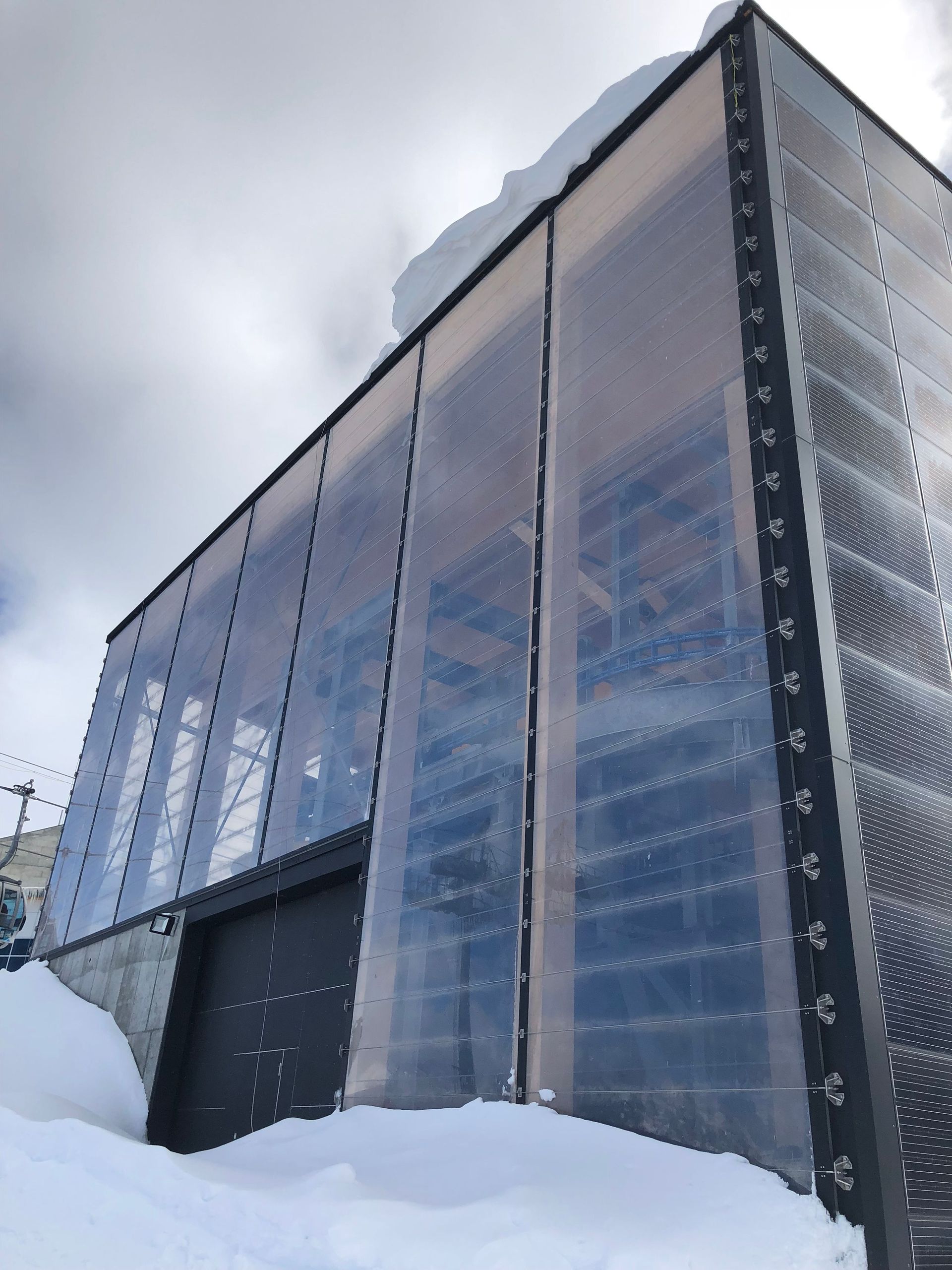 Roter Turm - Brawand Zimmerei AG