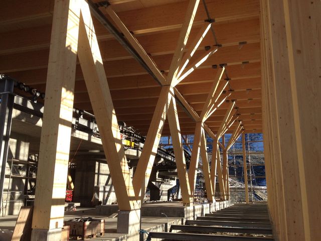 Roter Turm - Brawand Zimmerei AG