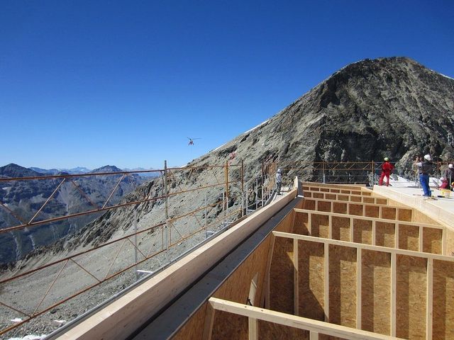 Hörnlihütte Zermatt - Brawand Zimmerei AG