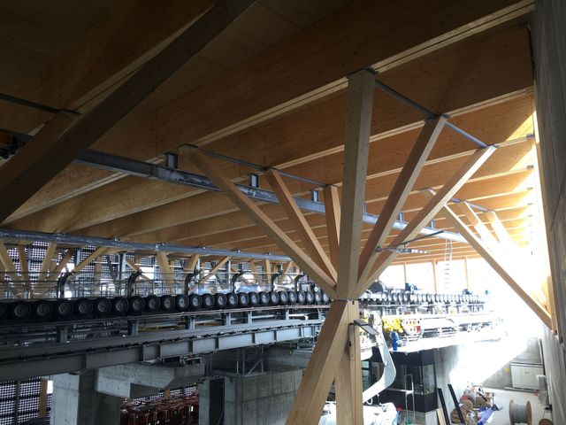 Roter Turm - Brawand Zimmerei AG