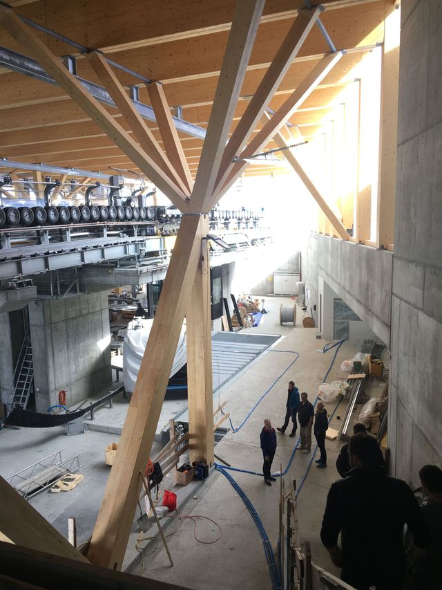 Roter Turm - Brawand Zimmerei AG