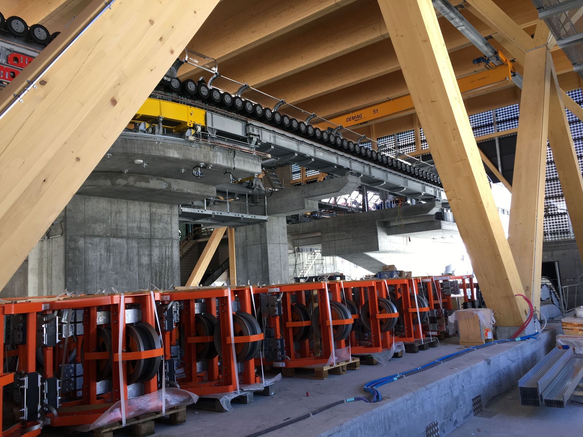 Roter Turm - Brawand Zimmerei AG