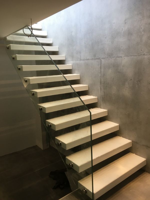 moderne Treppe