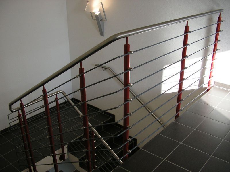 Ecktreppe im Treppenhaus