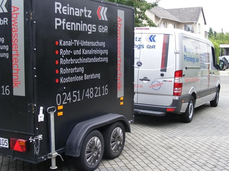 Ein Anhänger mit der Aufschrift „Reinartz Pfenning“