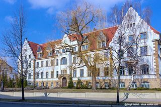 Außenansicht Gerichtsgebäude in der Nähe von Rechtsanwalt Kai-Uwe Schwokowski