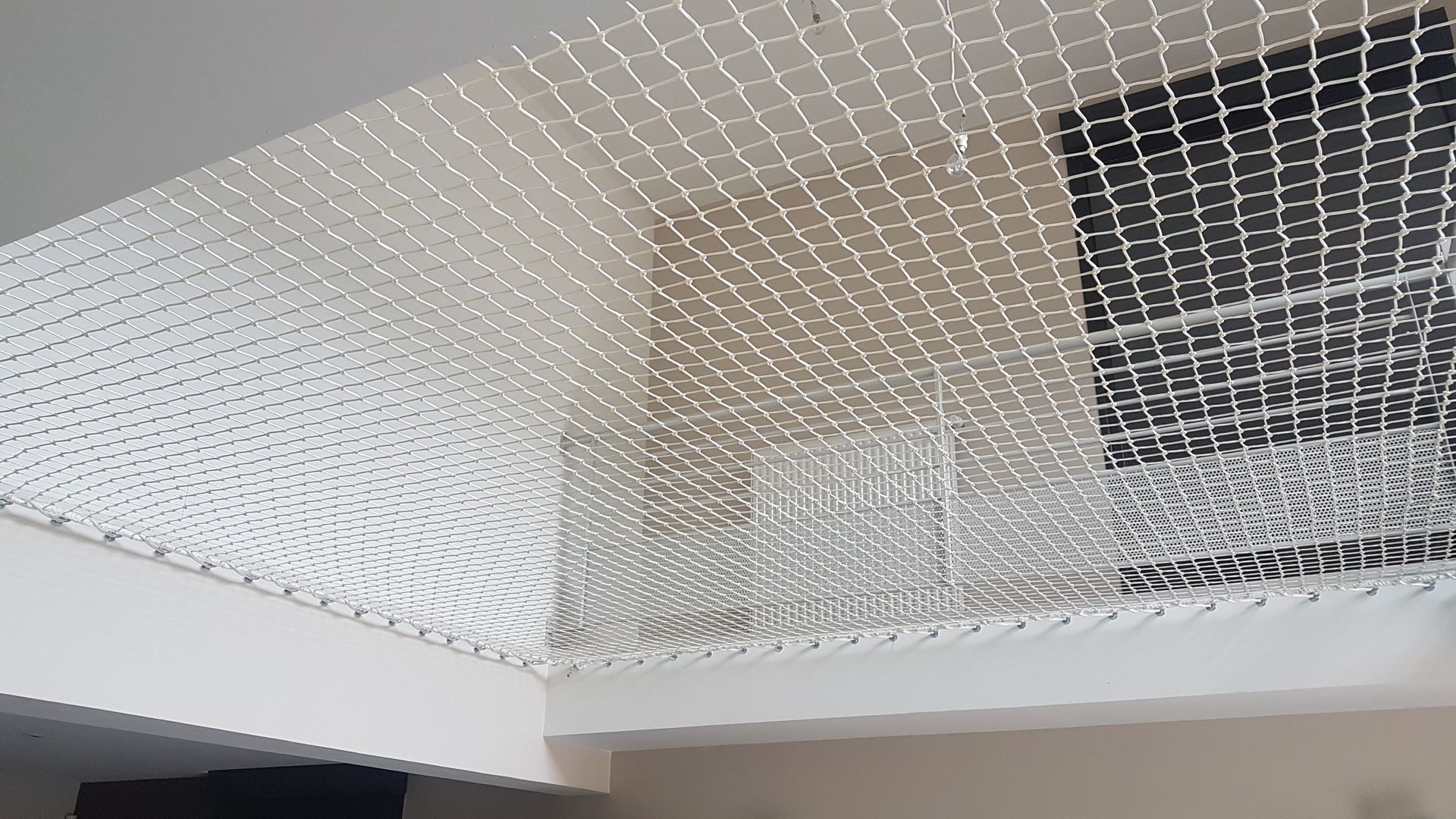 Plafond en forme de filet