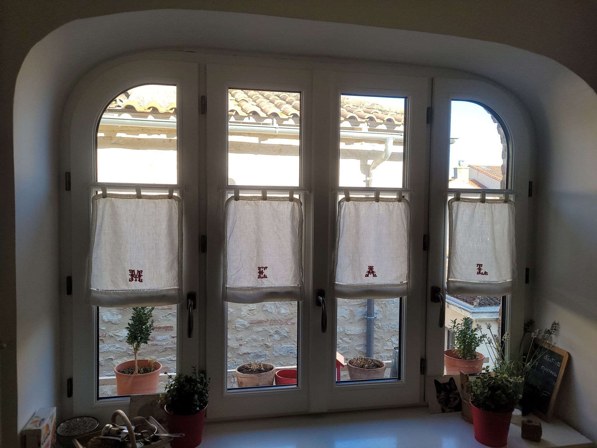 Une fenêtre en bois