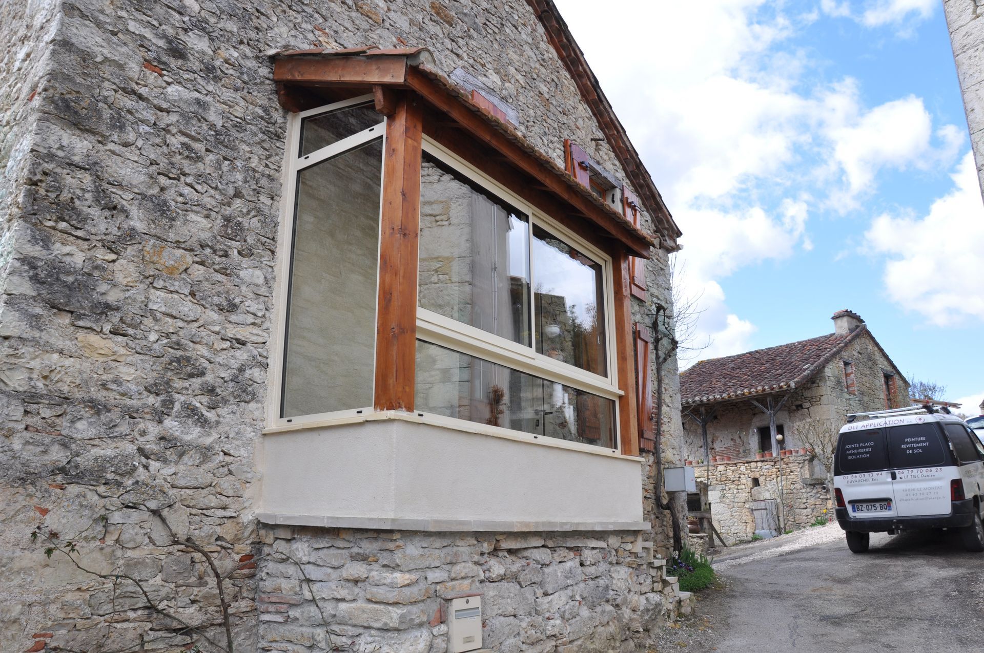 Petit balcon après la pose de fermeture en vitres