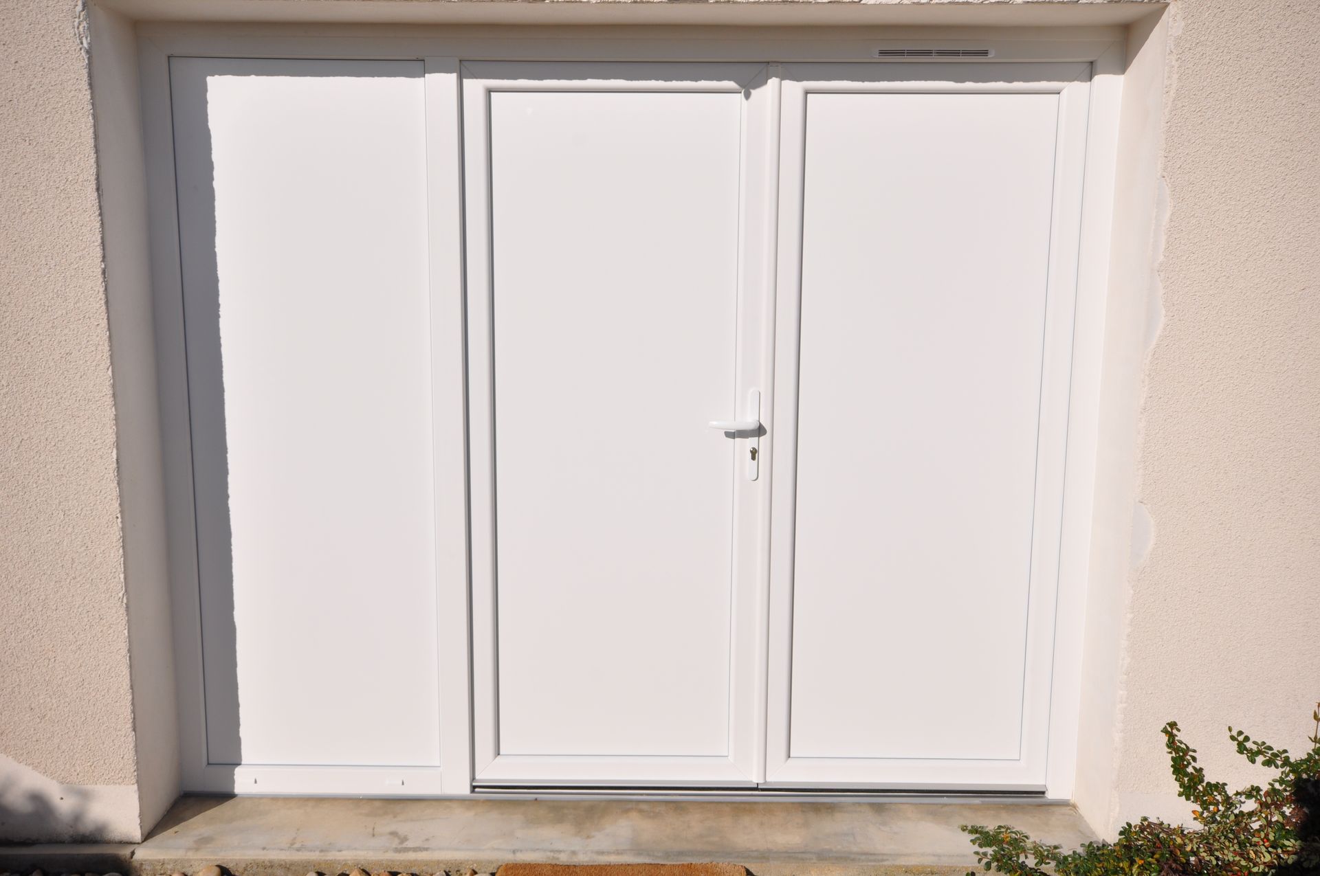 Porte de garage en PVC