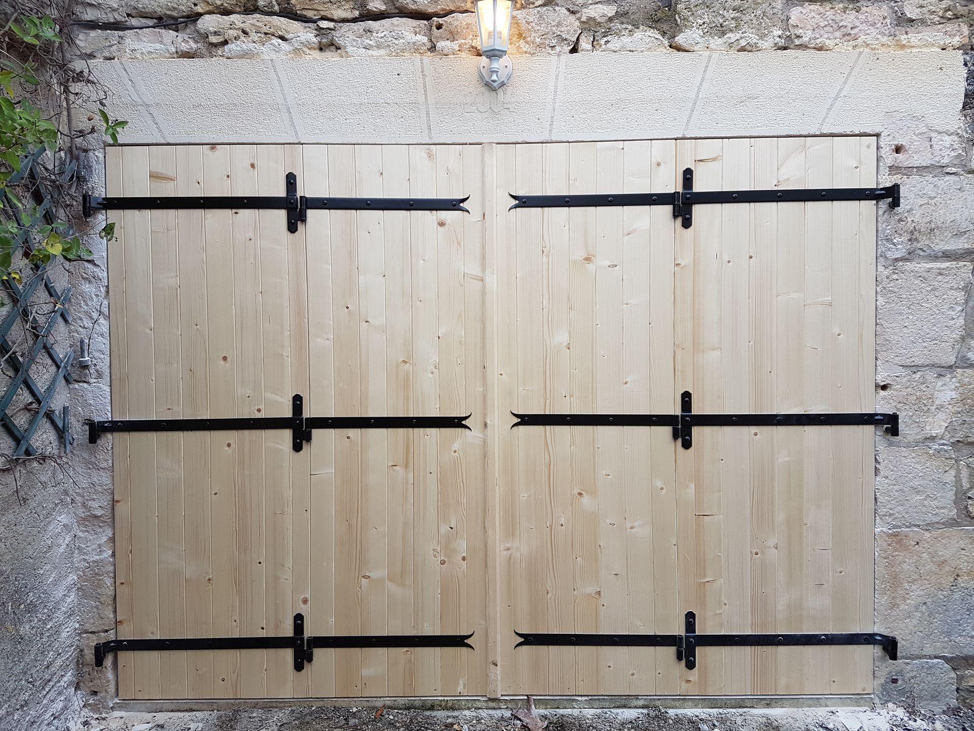 Un volet battant en bois