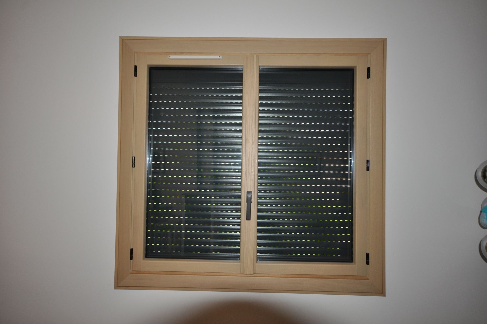 Fenêtre et volet fermé