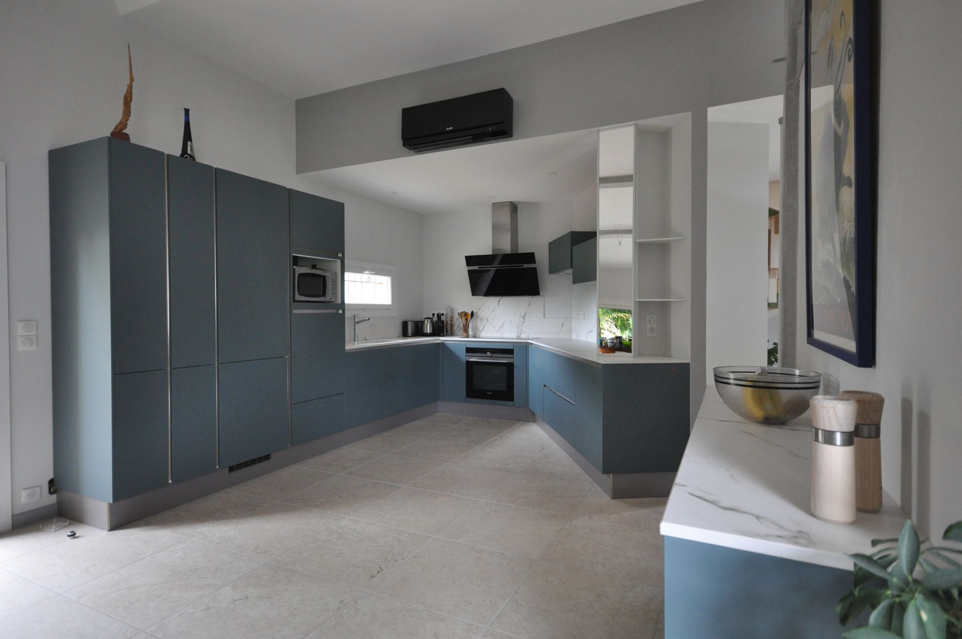 Travaux de peinture dans une cuisine