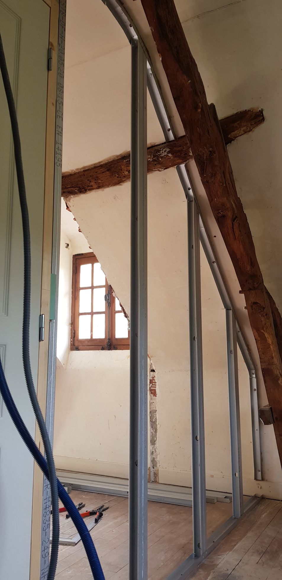 Délimitation d'une pièce avec une cloison en plaquesde plâtre