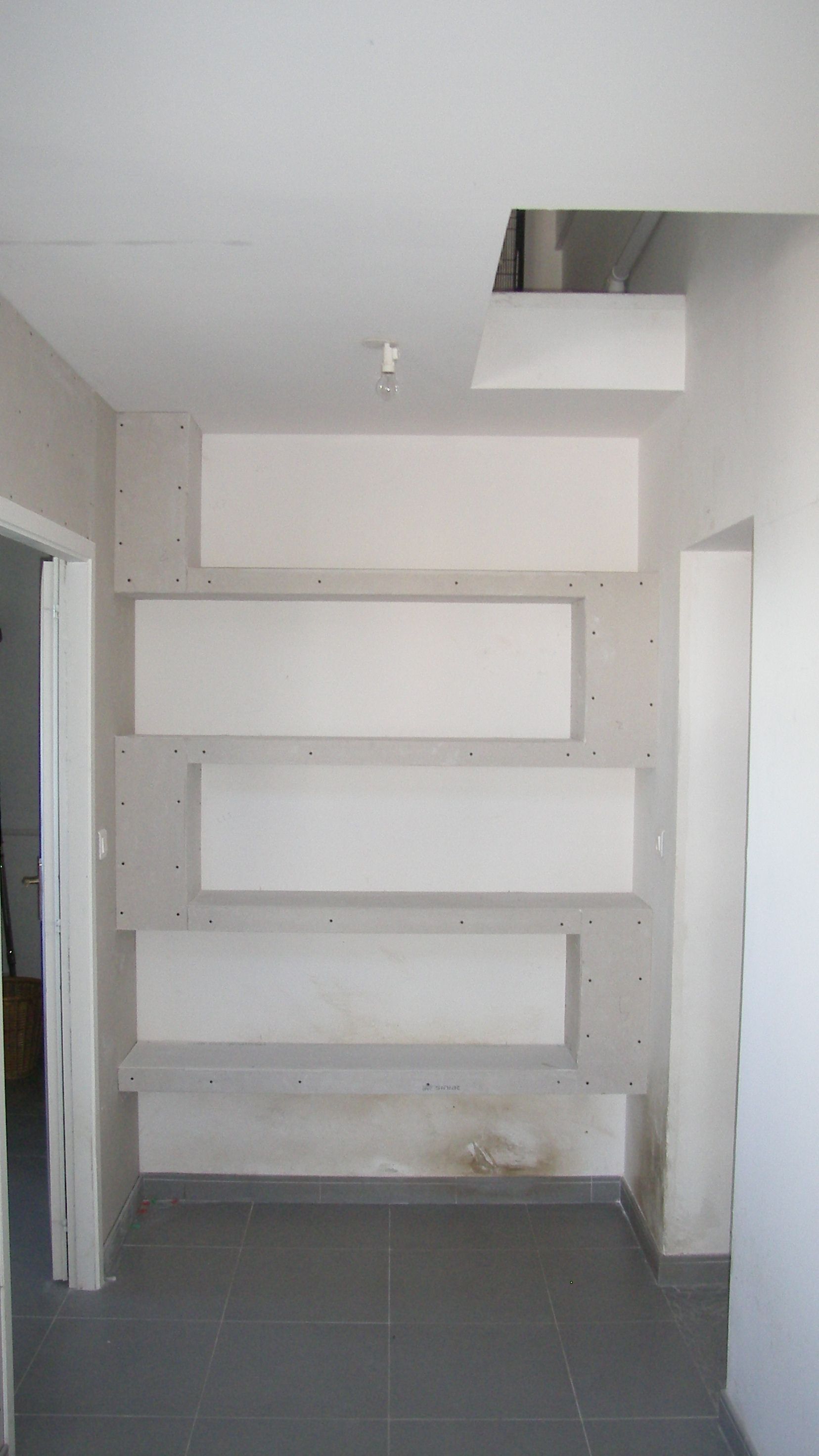 Création d'un module de rangement en plaques de plâtre