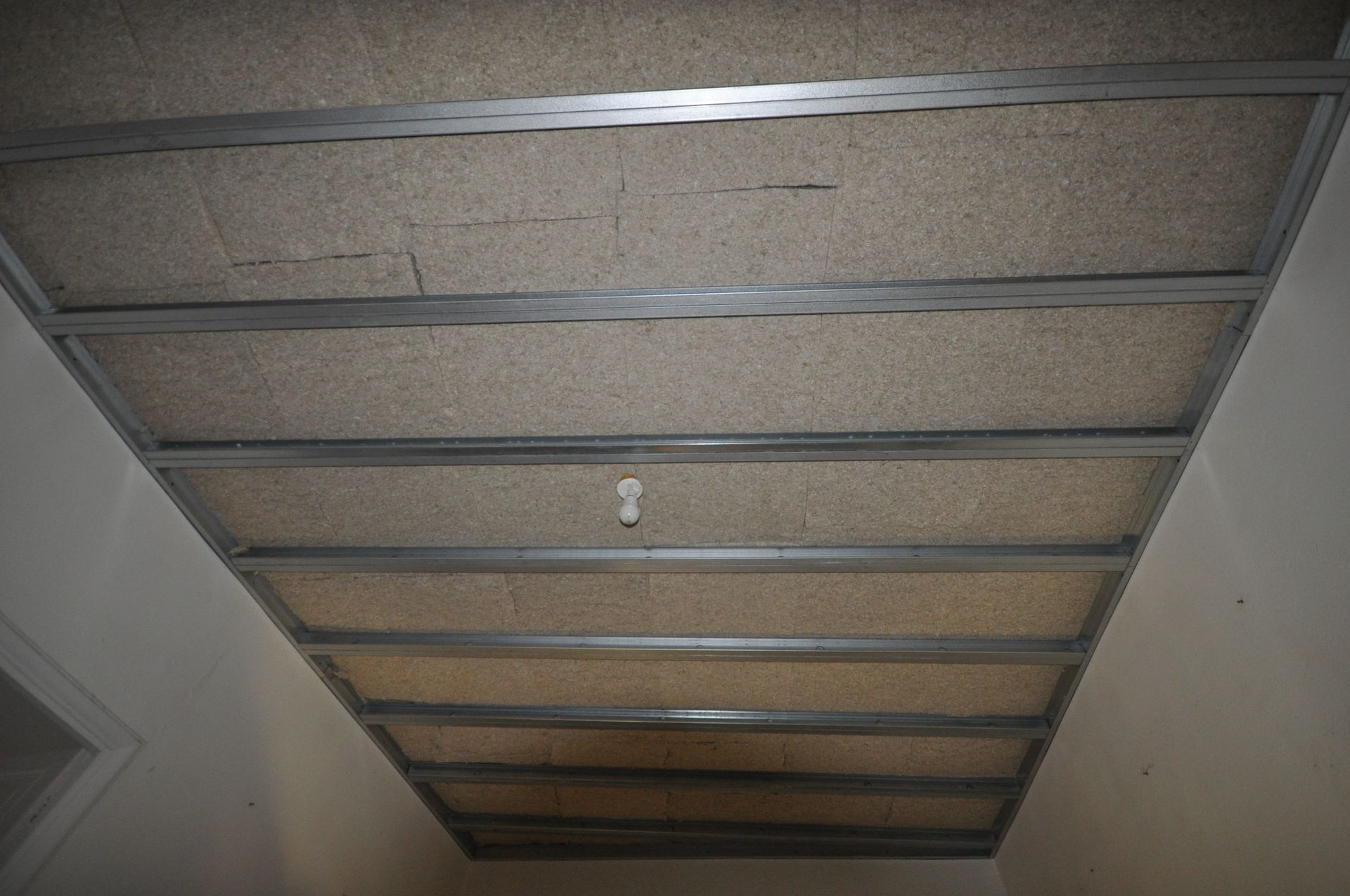 Pose de placo sur plafond