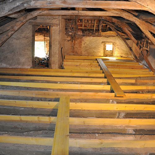 Vue sur des combles isolés