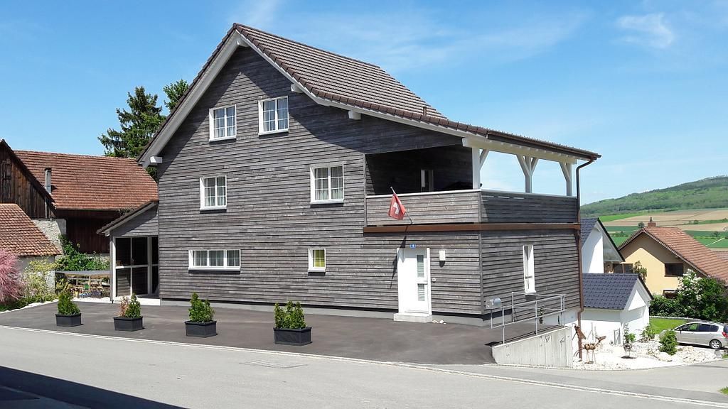 Fertige Südansicht - Tanner Holzbau & Sägerei AG