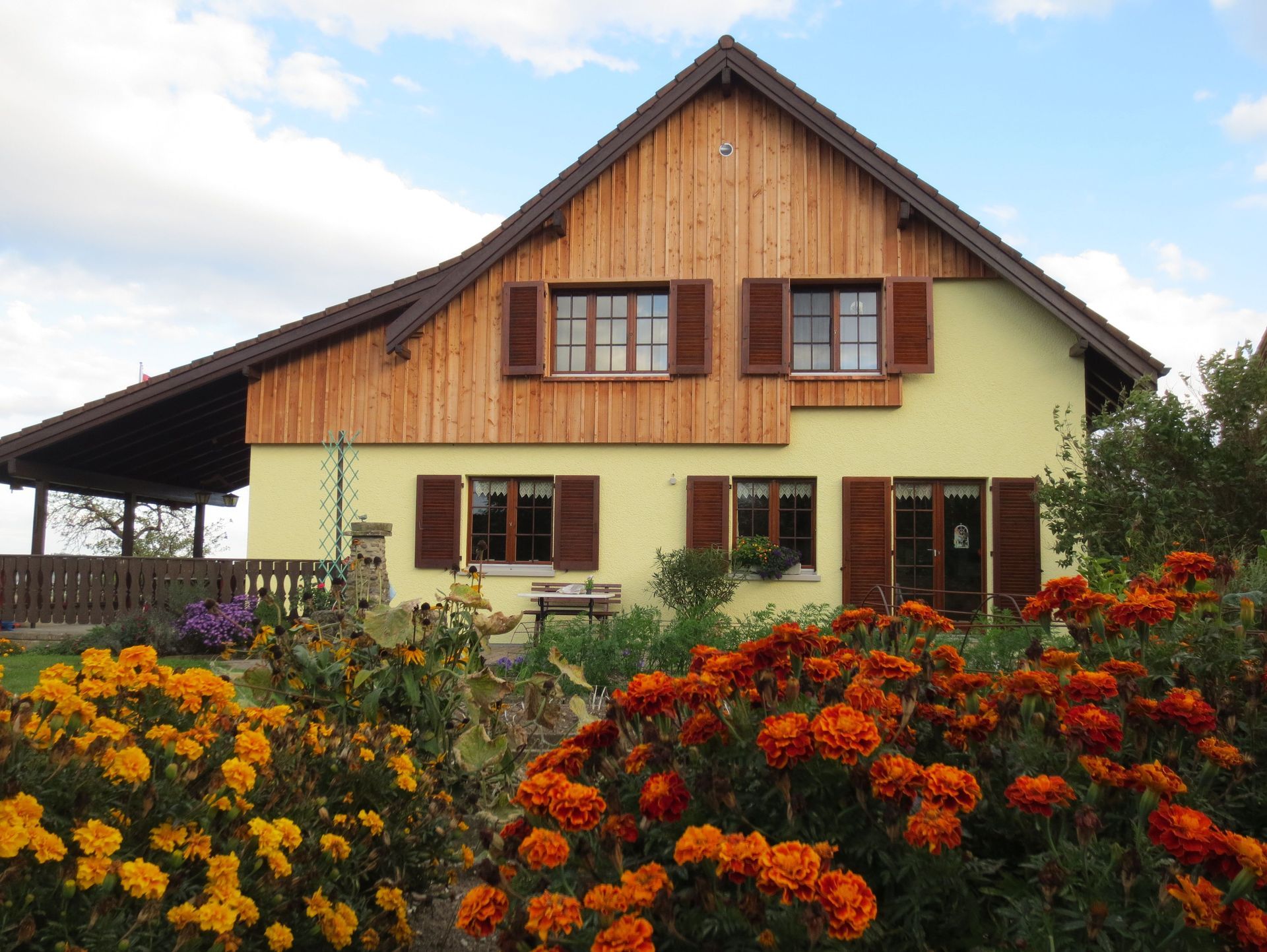 Renovation Aussenfassade - Tanner Holzbau & Sägerei AG