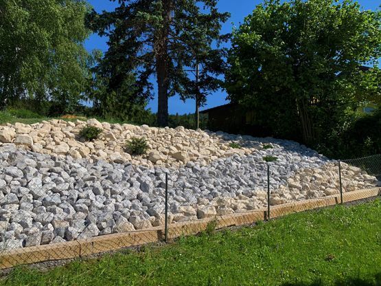 Secret de jardin - paysagiste eco-responsable-mur en pierre