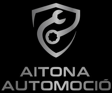Logotipo escudo plateado con llave inglesa y texto “Aitona Automoció” sobre fondo negro.