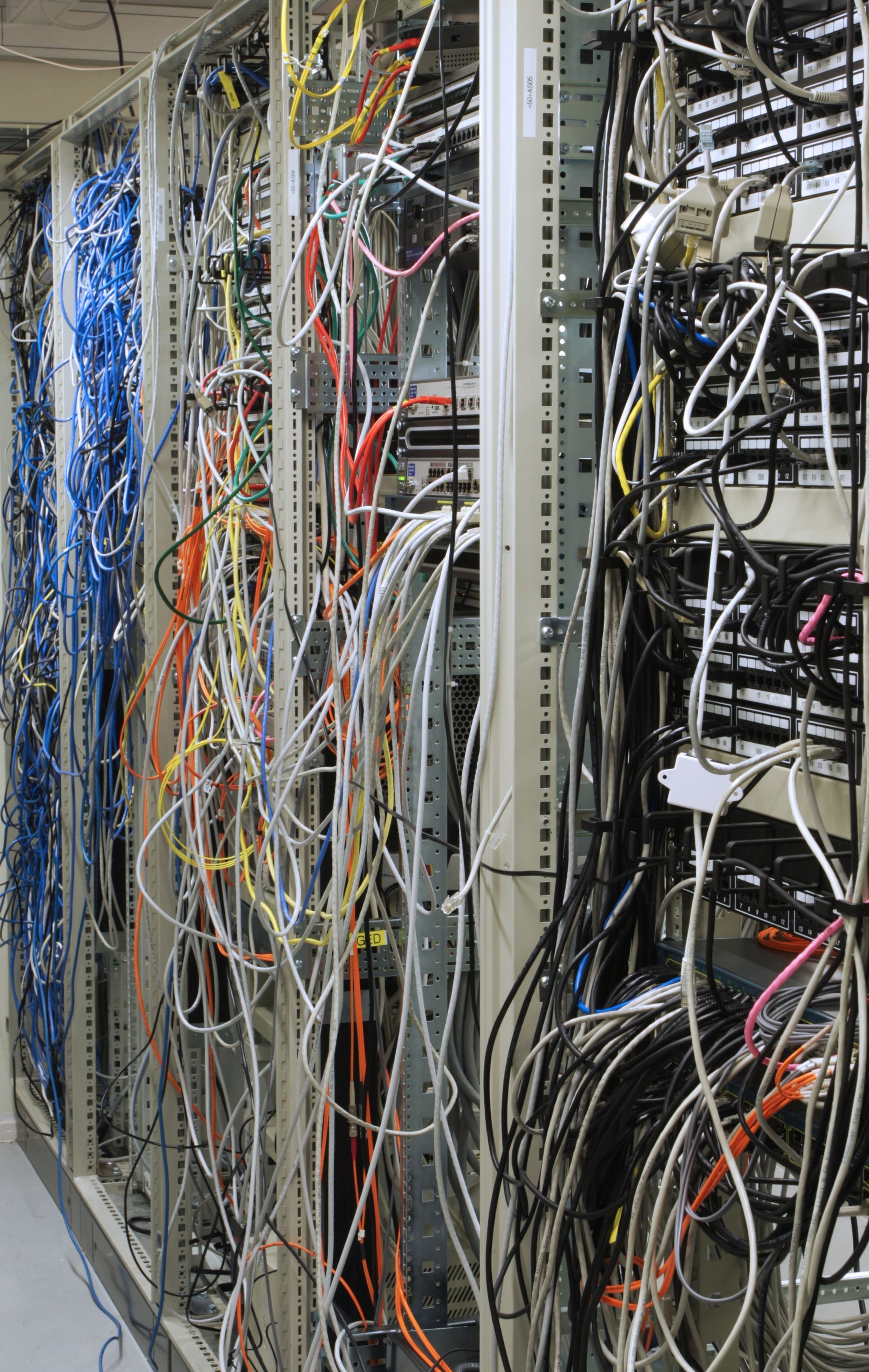 Une armoire informatique respectant les normes et la réglementation