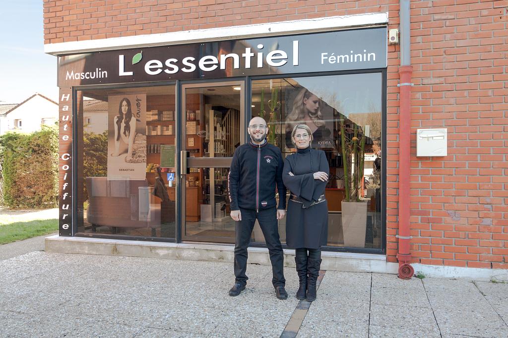 Devanture du salon de coiffure