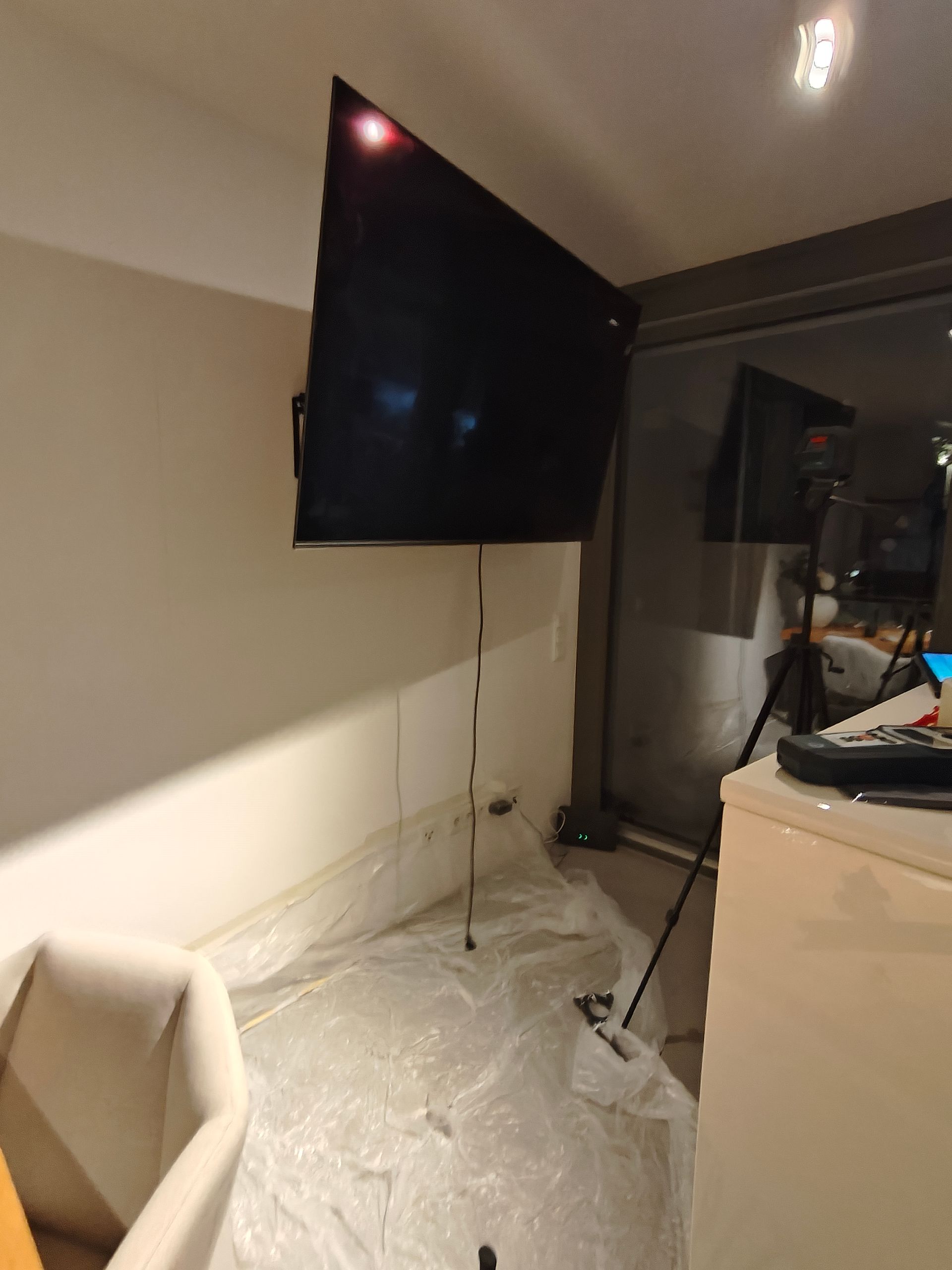 Möbel- und Wandmontage in einem Münchner Privathaushalt