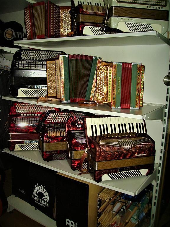 Instrumente - Musikhaus Lüthy