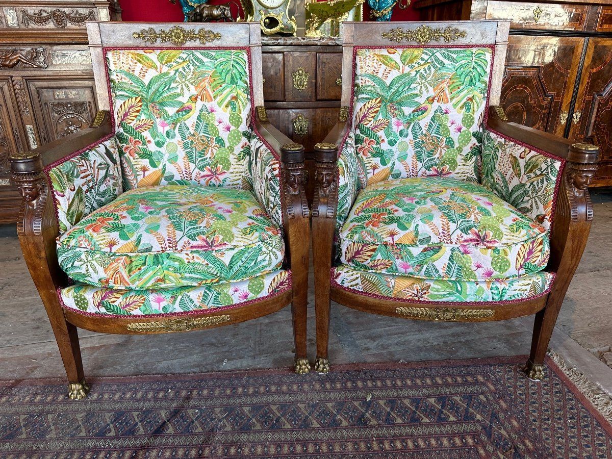 PAIRE DE FAUTEUILS BERGERE CONSULAT