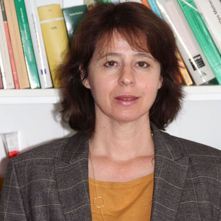 Maître Susanne Vertesi-Weber