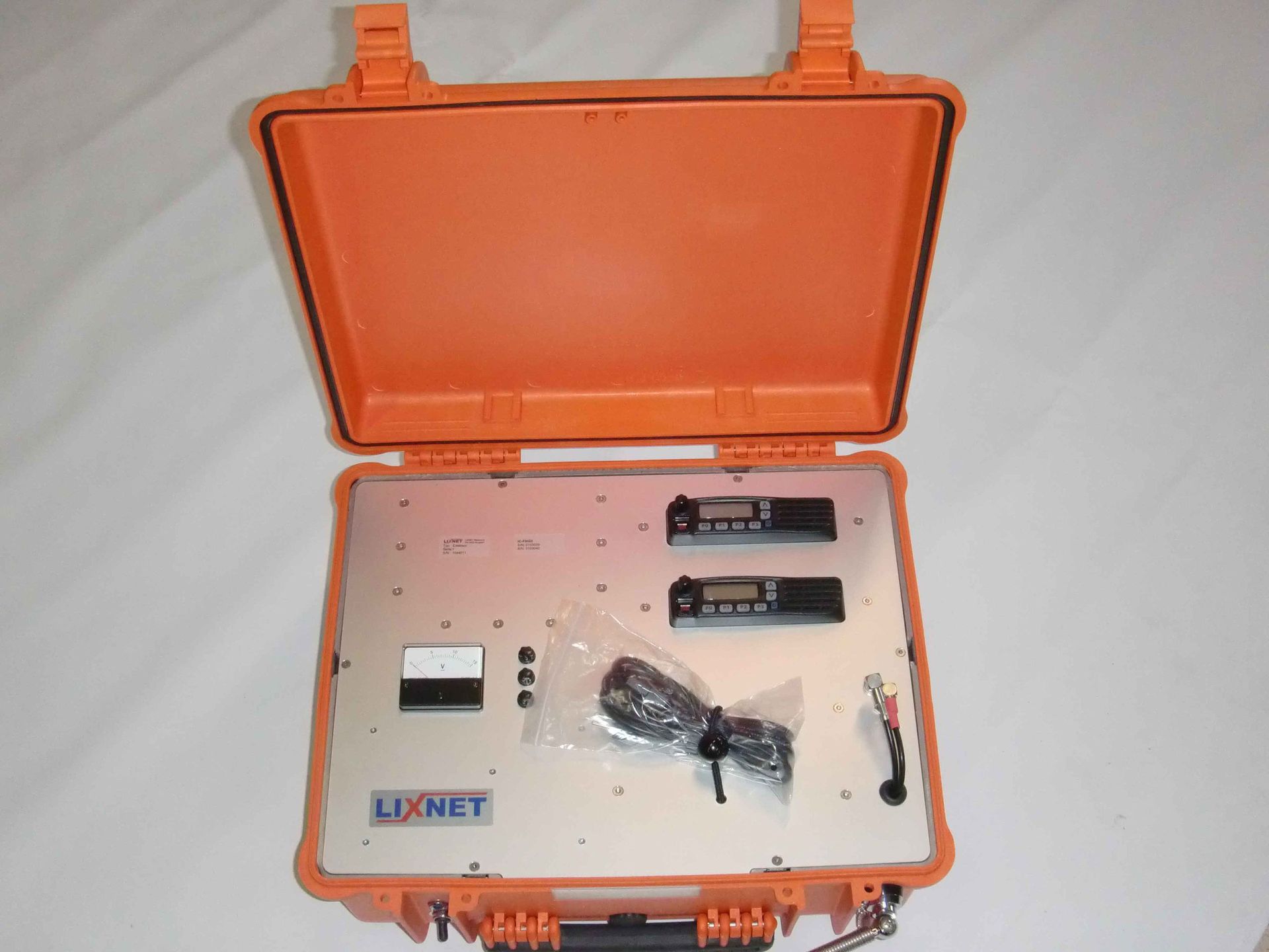Valise extensor - radiocommunication - émetteur récepteur - Messerli Groupe