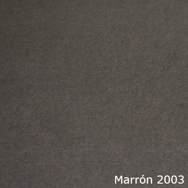 Un primer plano de un trozo de papel que dice marrón 2003.