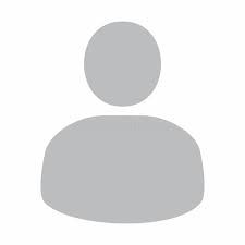 Mitarbeiterin der Logopädischen Praxis Nada Heise übt mit Mädchen Sprechen